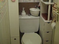 WiCi Mini, kleines Handwaschbecken an praktisch jedes WC anpassbar - Herr P (Frankreich - 64) - 3 auf 4